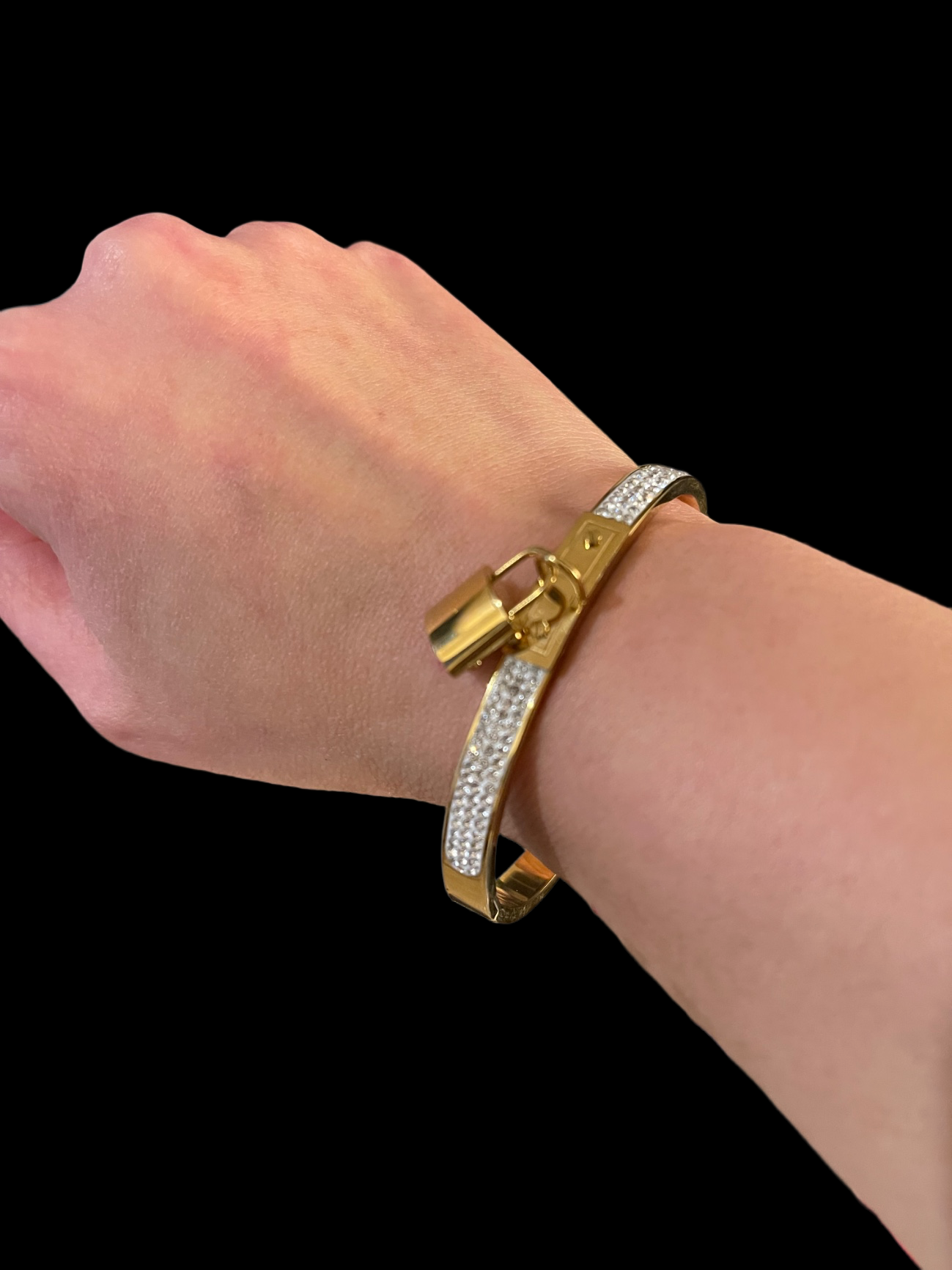Bracelet 32