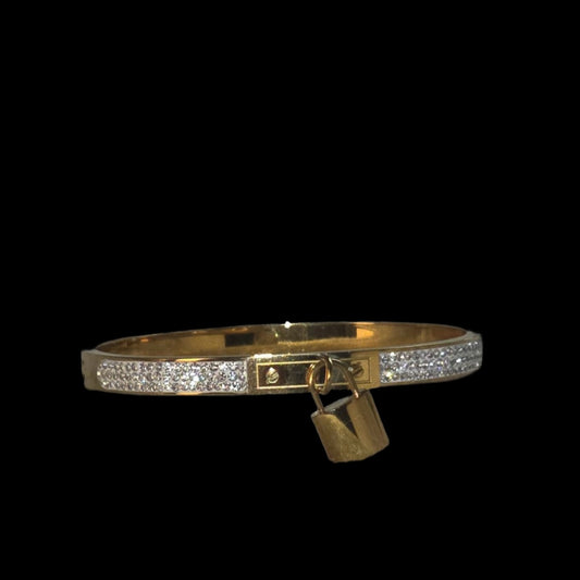 Bracelet 32